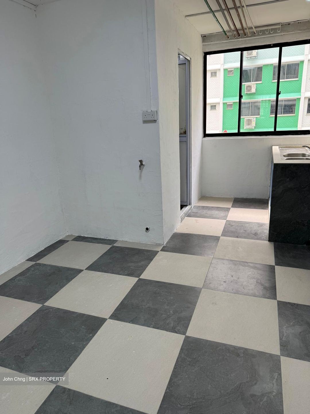 Blk 823 Jurong West Street 81 (Jurong West), HDB 5 Rooms #573150541